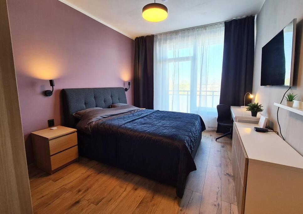 Stylish Apartment With Parking & Spacious Balcony Riga Ngoại thất bức ảnh